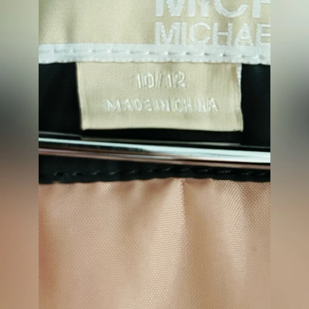 Michael Kors Puffer  jacket Coat Size 10/12 olive green and rose gold